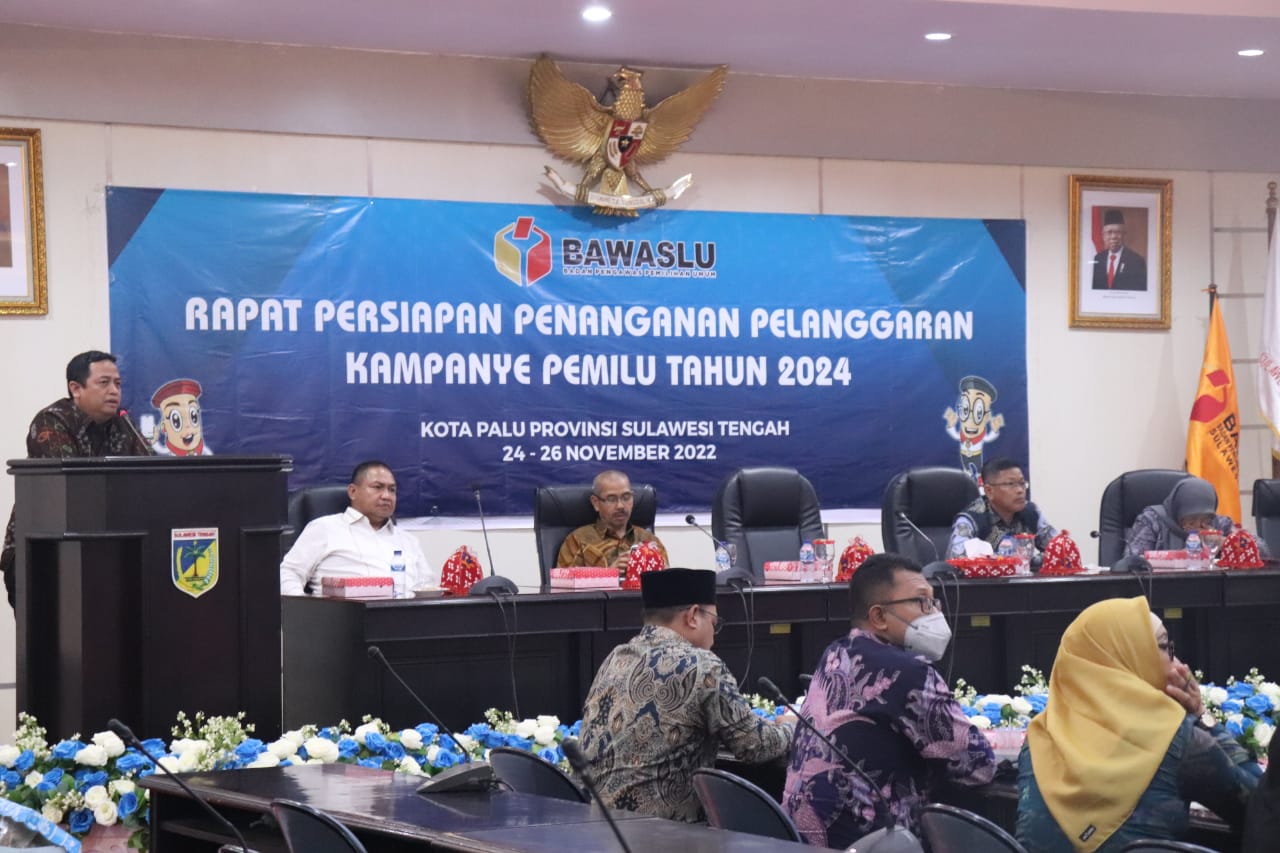 Puadi sebagai Anggota Bawaslu RI Divisi Penanganan Pelanggaran Data dan Informasi mengatakan pada pemilu serentak 2024 pelanggaran berulang sangat potensial untuk terjadi. (Foto : Istimewa).